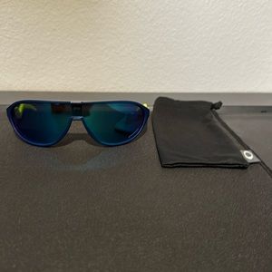 Oakley CMDN sunglasses